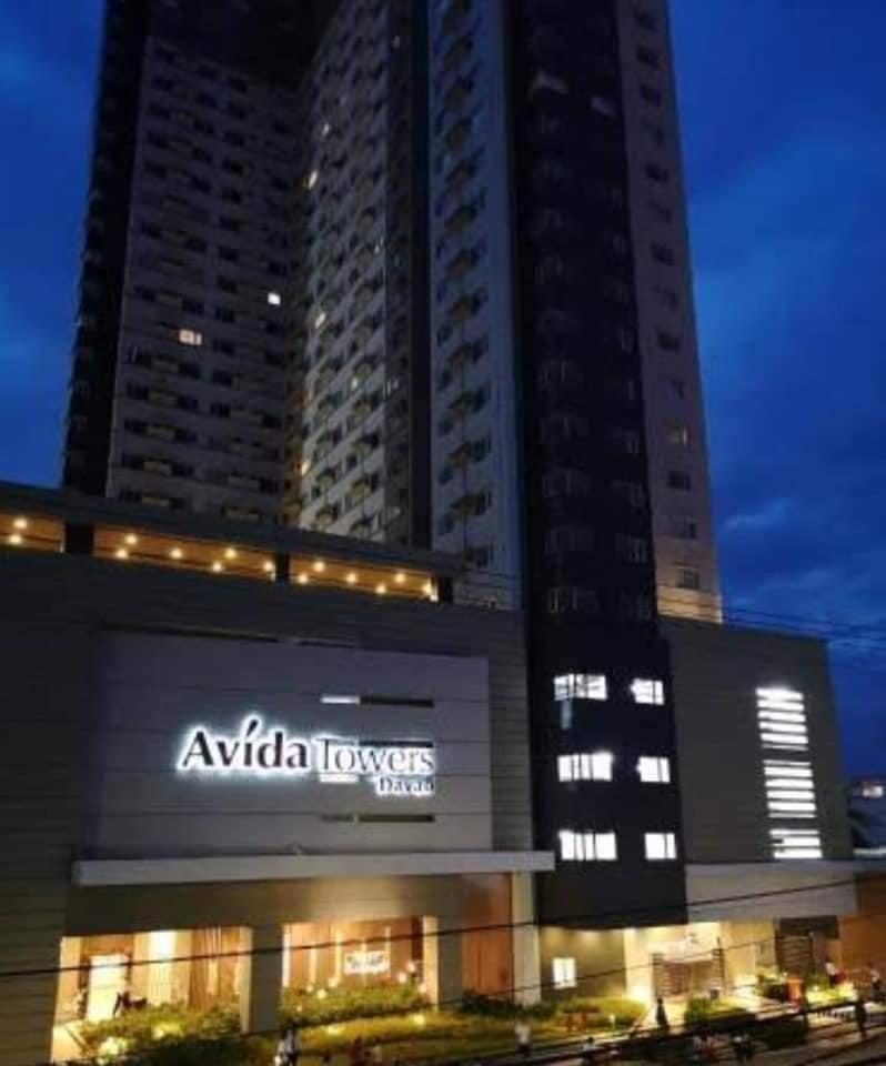 Nice Corner Ayala 1 Bedroom Condo At Heart Of Davao City With Hi Speed Wi Fi Internet Exterior foto